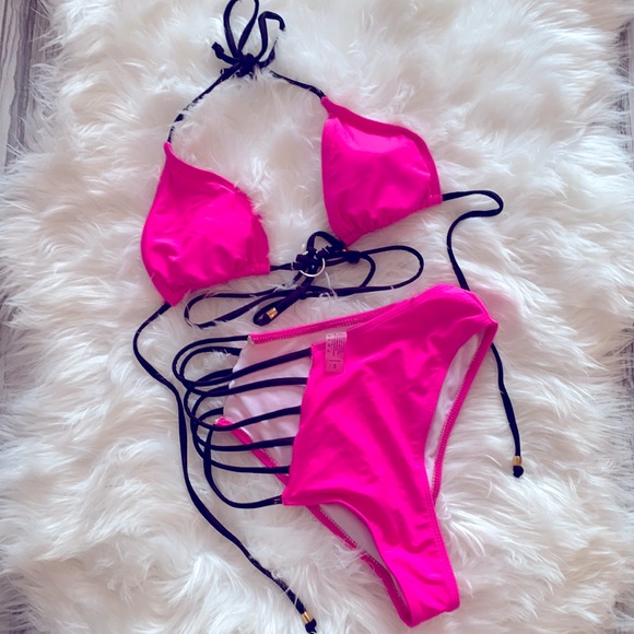 Triangle high waist bikini swimsuit - Picture 2 of 2